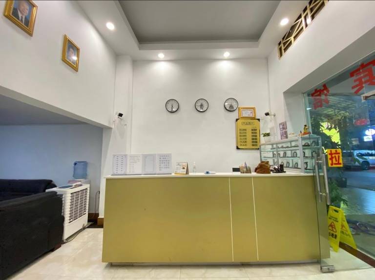Yaou Hotel价格实惠! 服务好! 环境好! 干净整洁!温馨如家! 有电梯上下方便! 有保安！ — photo 3