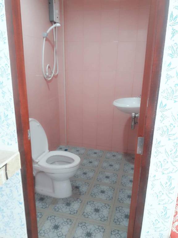 Holiday apartment with garden & pool | Water view — photo 5