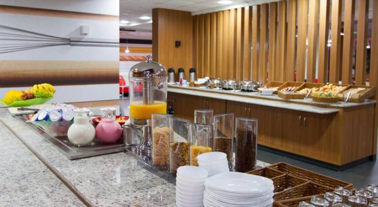 Ibis Cascavel — photo 4