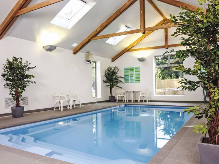 Vacation home with heated pool, terrace & garden — photo 5