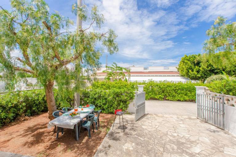 Villa with garden, barbeque & terrace | Next to the beach | Pet-friendly — photo 4