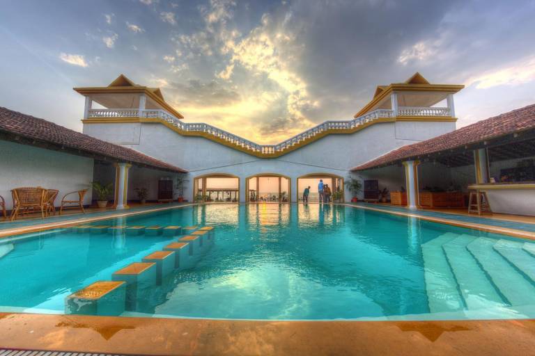 Resort Ashvem Beach