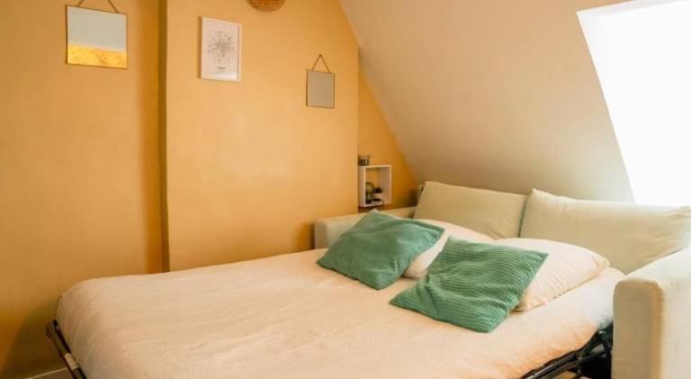 Rental apartment with 1 room for 2 persons in Mondeville