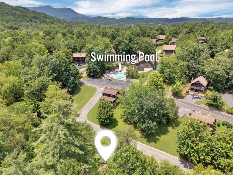 Family-oriented pleasant cabin with private pool | Pets are welcome — photo 4