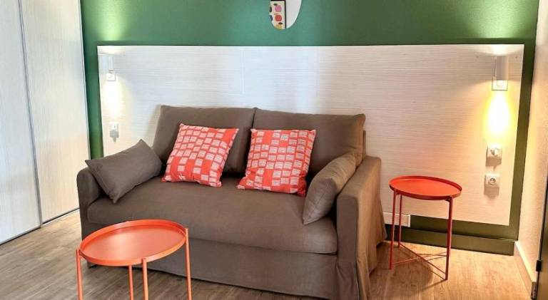 Apartment with pool | Pet-friendly — photo 2