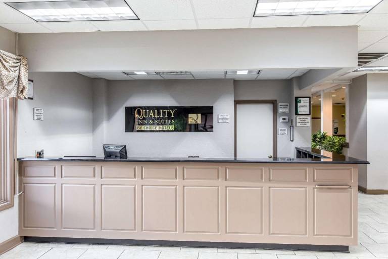 Quality Inn & Suites Conference Center — photo 4