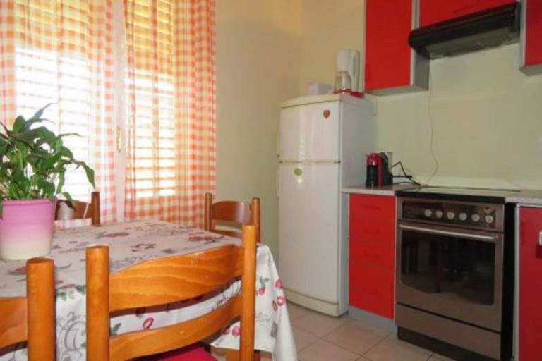 Fully equipped apartment with patio, pool & barbeque | Sea view | Dogs allowed — photo 2