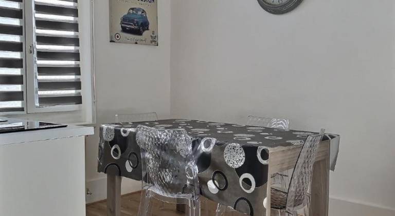 Holiday apartment with 2 rooms for 5 persons — photo 4