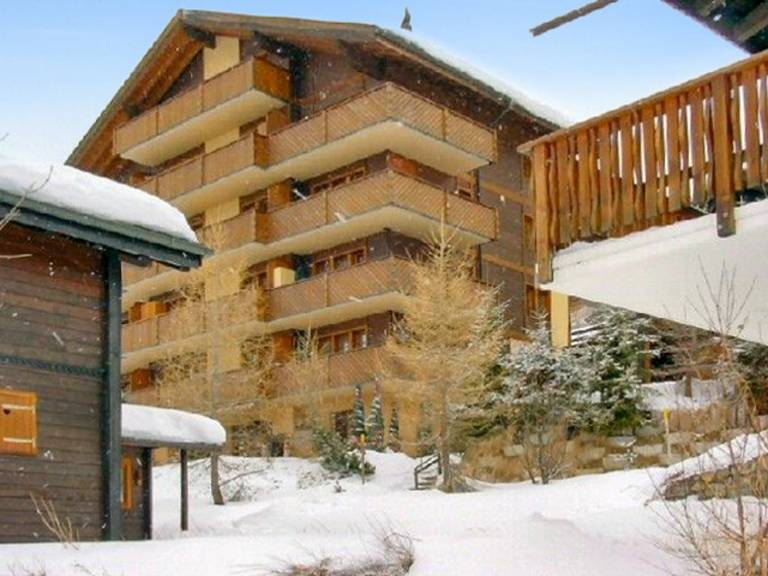 Fully equipped rental apartment | Mountain view | Pets allowed — photo 2