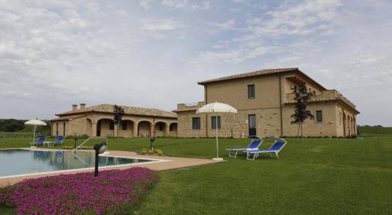 Farm with patio, yard & pool — photo 4