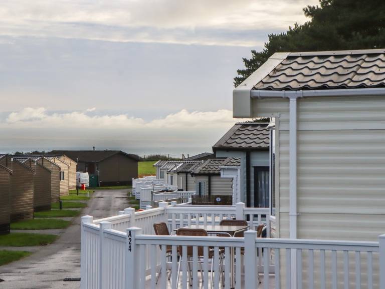 Cottage with yard | Beach view | Pets allowed — photo 2