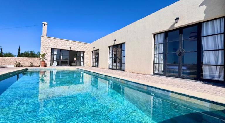 Villa with pool in Essaouira