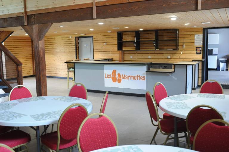 Hébergements le Camp d'Auneau - Les Marmottes in Chartres