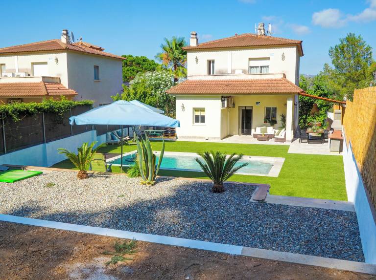 Villa  Olivella