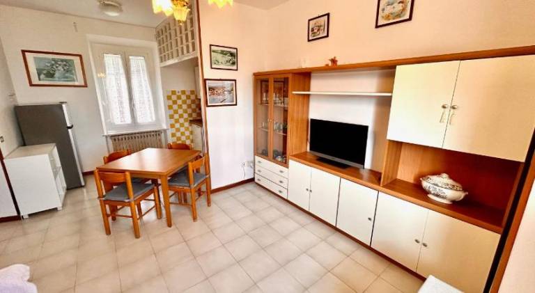 Apartment with 2 rooms for 6 persons — photo 4