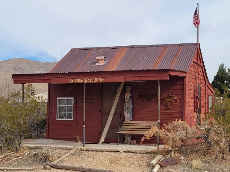 Cabin Goodsprings