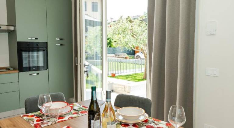 Rental apartment with yard | Pet-friendly in Peschiera del Garda