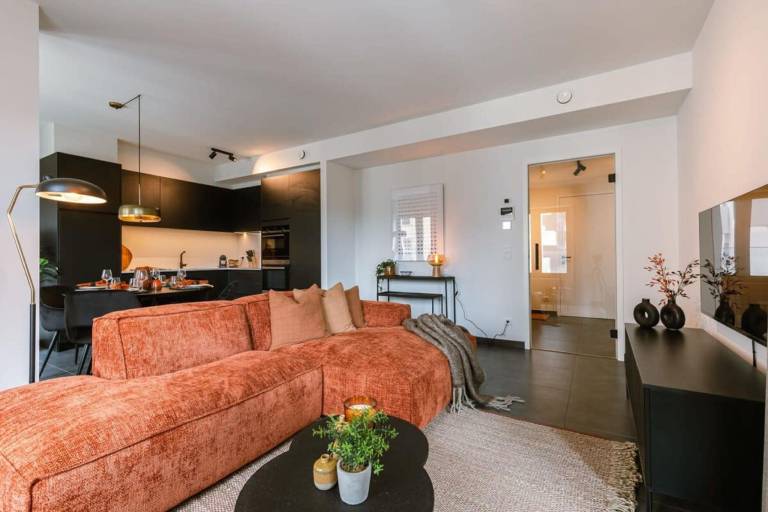 Rental apartment with terrace — photo 2
