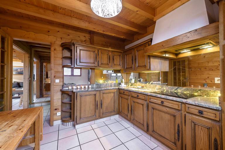 Child-friendly charming chalet with yard & terrace | Mountain view | Pets allowed — photo 4