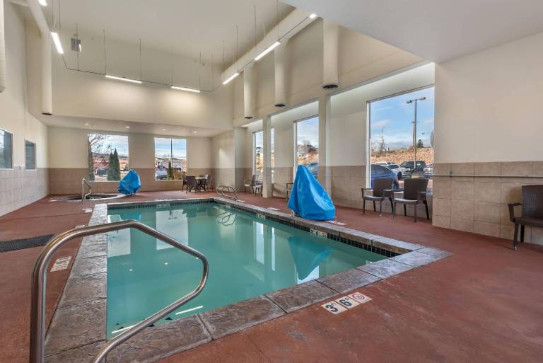 Comfort Inn & Suites Vernal - National Monument Area — photo 3
