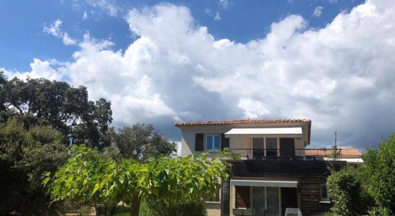 Nice rental apartment with pool | Dogs allowed in Zonza