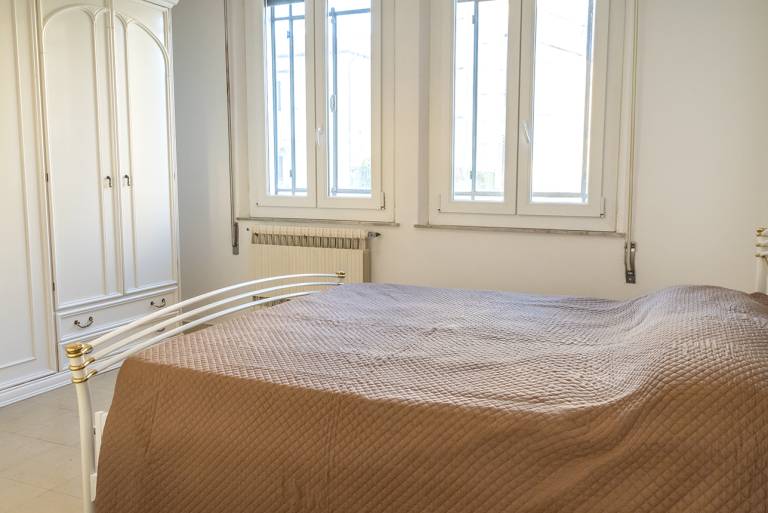 Family-friendly rental apartment with patio | City view | Close to the beach | Pet-friendly — photo 5