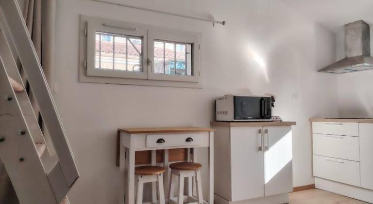Holiday apartment with garden & terrace — photo 3