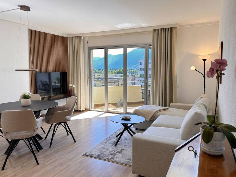 Ferienwohnung mit Hund in Locarno, Tessin für max. 3 Personen Ferienwohnung mit Hund in Locarno, Tessin für max. 3 Personen