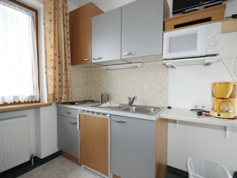 Holiday apartment with terrace, heated pool & sauna — photo 2