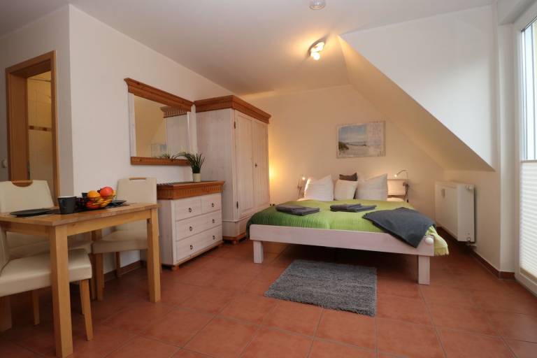 Einraumappartement mit Balkon in strandnaher Lage — photo 3