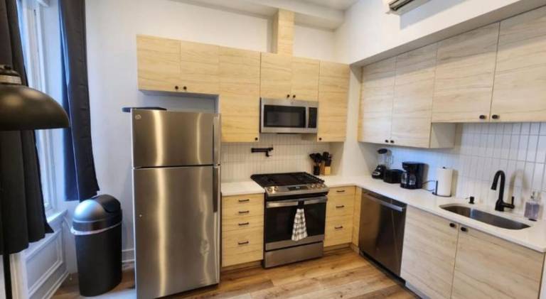 Apartment | Next to Liberty Place | Suitable for remote work | Pet-friendly — photo 4