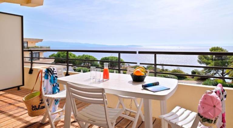 Lovely holiday apartment with patio, sauna & pool | Pet-friendly — photo 5