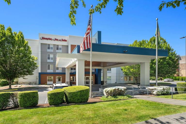 Hampton Inn & Suites Seattle North/Lynnwood — photo 3