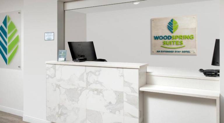 WoodSpring Suites Seattle Tukwila — photo 4