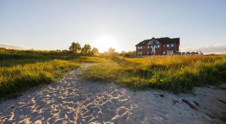 Bades Huk Marina Hotel in Wismar