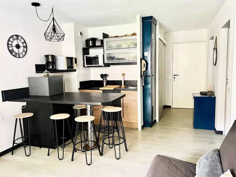 Pleasant rental apartment with pool & terrace | Beach nearby | Pet-friendly — photo 2