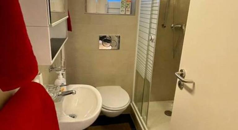 Gemutliche Wohnung an bester Lage im Kreis 4 — photo 5