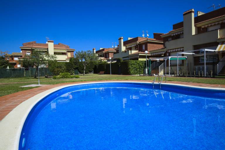 Fully equipped wonderful house with patio, garden & pool | Dogs allowed in Cambrils