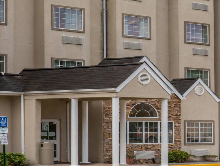 Quality Inn & Suites Robbinsville in Robbinsville, NC