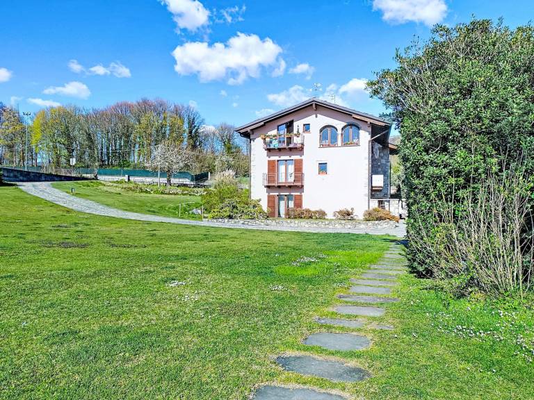 Appartamento vacanza Gavirate