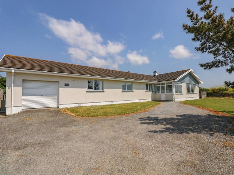 Children-friendly cottage with grill & garden | Beach view | Next to the beach | Pets allowed — photo 2