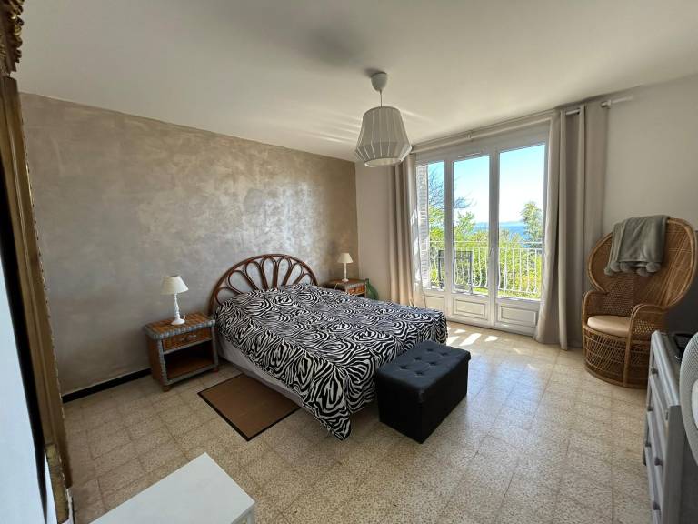 Child-friendly wonderful vacation home with yard | Panoramic view | Beach nearby | Pets are welcome — photo 4