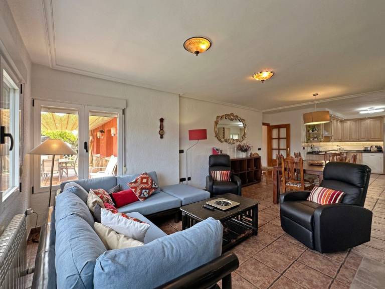 Vacation home with fast internet, terrace & garden | Garden view — photo 4