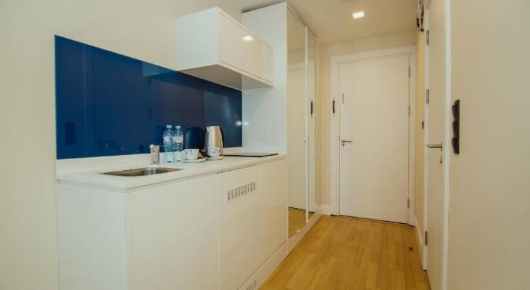 Holiday apartment with terrace — photo 4