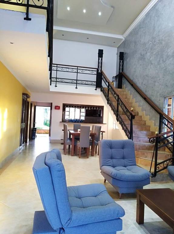 Villa with yard, BBQ & pool | Suitable for remote work — photo 3
