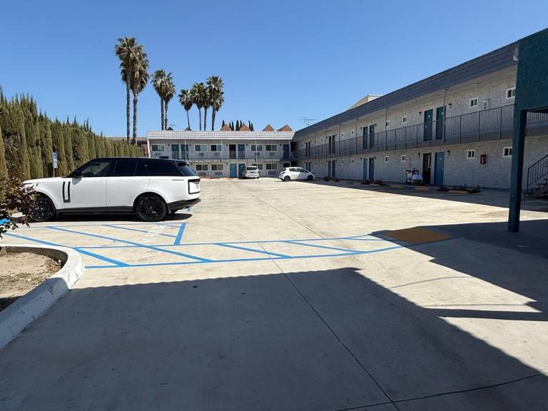 Travel Inn Motel in Cypress, CA
