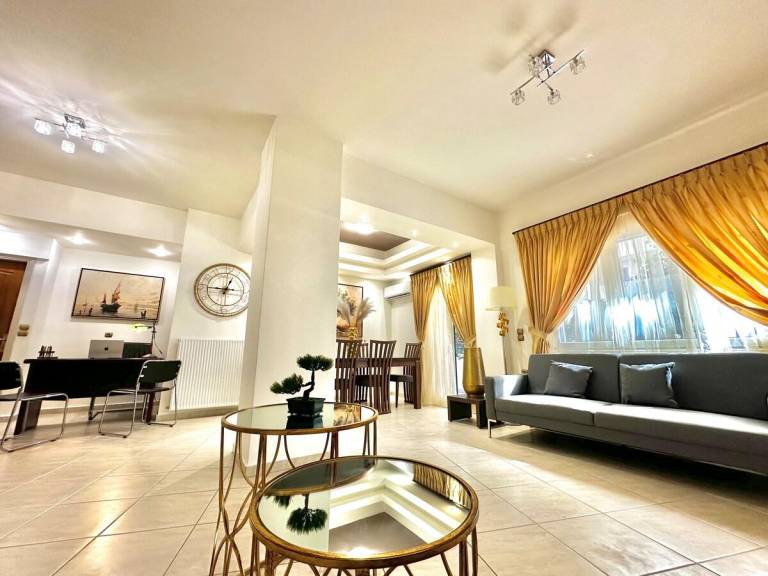 Holiday apartment with patio & garden | Perfect for remote work | Dogs allowed — photo 3
