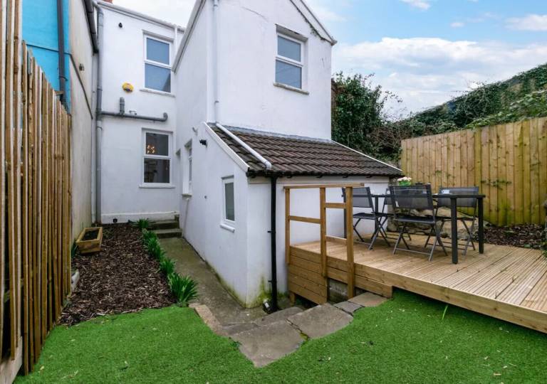 House  Cardiff