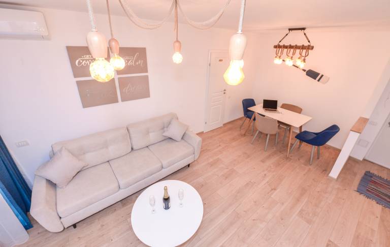 Family-friendly nice apartment | Near Stavropoleos Monastery | City view | Dogs allowed — photo 3