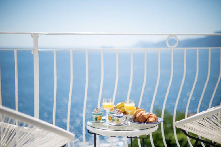 Fully equipped nice apartment with grill & terrace | Pet-friendly in Furore